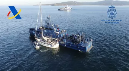 Spanish police intercept in sailing yacht carrying drugs