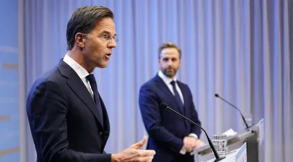 Mark Rutte and Hugo de Jonge at a press conference on 2 November 2021