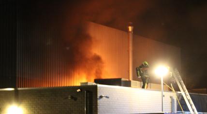 Fire rips through the Meerkoet sports hall in Reeuwijk. 30 December 2021