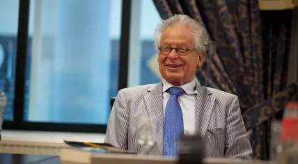 Former Amsteram mayor Ed van Thijn in 2010