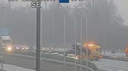 Traffic accident on A7 near Westerbroek due to icy roads