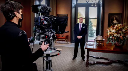 King Willem-Alexander during preparations for his 2021 Christmas address. December 2021