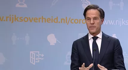 Mark Rutte answering a reporter’s question during a press conference on January 25, 2022