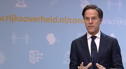 Mark Rutte answering a reporter’s question during a press conference on January 25, 2022