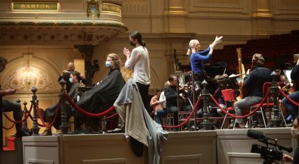 Haircuts in the Concertgebouw in Amsterdam while the Concertgebouw Orchestra rehearses. Part of the Hair Salon Theater protest action on 19 January 2022