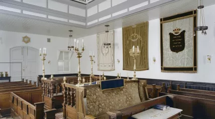 Inside the synagogue on Gerard Doustraat in Amsterdam