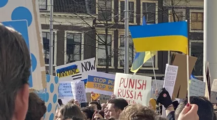 People protesting against the war in Ukraine in The Hague, 26 February 2022