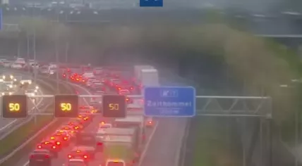 Traffic on the A2 towards Utrecht, 7 April 2022