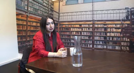 Author of "Ik ga leven" Lale Gül