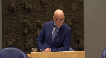 Health Minister Ernst Kuipers during a debate on the long-term Covid approach in the Tweede Kamer, 16 June 2022