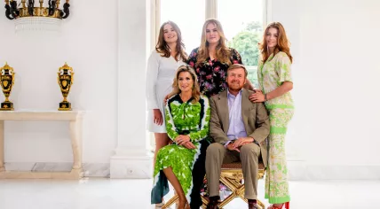 The Royal family poses in Noordeinde Palace during one of the annual photo sessions.
