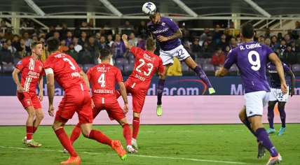  Fiorentina's forward Nicolas Gonzalez scores during the Play-offs, 1st leg UEFA Europa Conference League soccer match ACF Fiorentina vs FC Twente at Artemio Franchi Stadium in Florence, Italy, 18 August 2022. 