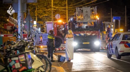 Emergency services at an explosion and fire on Vijzelgracht in Amsterdam, 29 August 2022