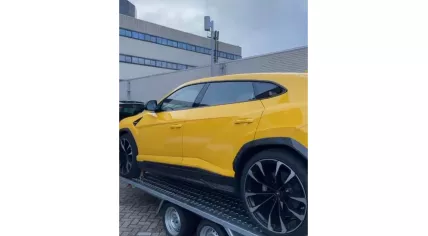A Lamborghini Urus seized by police after a high-speed chase on the A8 on 10 Sept. 2022