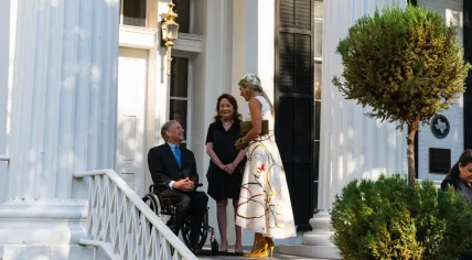 Queen Máxima meets Texas Governor Greg Abbott on Sept. 8, 2022. 