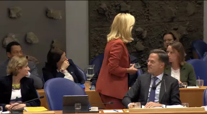 Finance Minister Sigrid Kaag walks out of the Tweede Kamer during FvD leader Thierry Baudet’s speech about her. 21 Sept. 2022