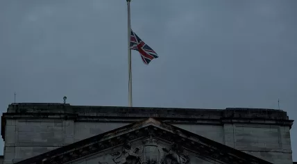 The British flag hanging at half mast after Queen Elizabeth's death, 8 September 2022