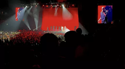 Dave Chappelle thanks Chris Rock, Yasiin Bey, Talib Kweli, supporting acts and fans at Ziggo Dome in Amsterdam. 9 Sept. 2022