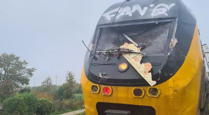 NS train crashes into a bus in Bergen op Zoom, 17 October 2022