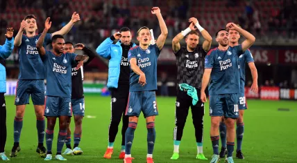 Jacob Rasmussen of Feyenoord, Danilo of Feyenoord, Marcus Pedersen of Feyenoord, Orkun Kokcu of Feyenoord celebrate the 1-3 win during the Netherlands eredivisie match between AZ Alkmaar and Feyenoord in the AFAS stadion on 16 october 2022 in Alkmaar, Netherlands.