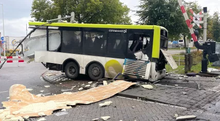 A bus struck by a train in Bergen op Zoom. 17 October 2022