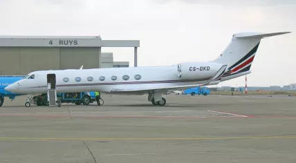 A Gulfstream G550 private jet at Schiphol Airport