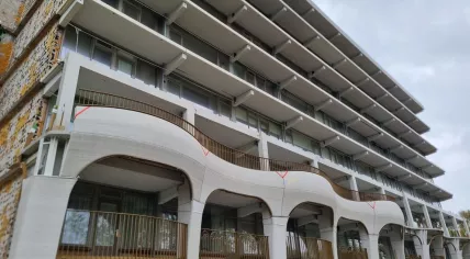 Den Helder apartment building gets a Gaudi-esque revamp with 3D printed concrete facade