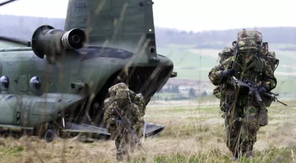 Soldiers of the Dutch 11 Airmobile Brigade
