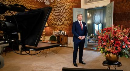 King Willem-Alexander during the photo shoot before his 2022 Christmas speech. December 2022