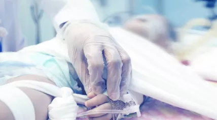 Patient care in the pediatric intensive care unit