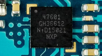 A NXP 47601 NFC Controller used in a Samsung Galaxy S III. December 2022
