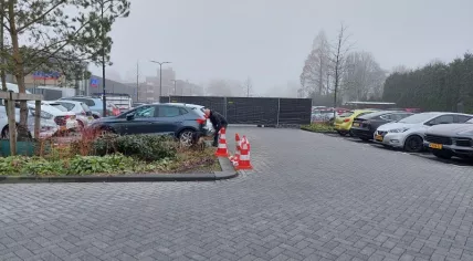 Police at the scene of a double shooting at the Walburg shopping mall in Zwijndrecht, 21 January 2023