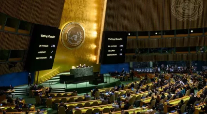 UN countries vote on a resolution calling on Russia to end the war in Ukraine at the UN General Assembly in New York, 23 February 2023