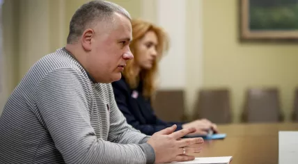 Ihor Zhovkva, Deputy Head of the Office of the President of Ukraine, speaking to Dutch parliamentarians during a visit to Kyiv, 6 February 2023