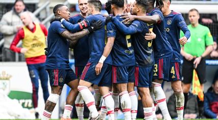 Kenneth Taylor of Ajax celebrates the 1-4 during the Dutch eredivisie match between sc Heerenveen and Ajax in the Abe Lenstra Stadion on 11 march 2023 in Heerenveen, Netherlands.