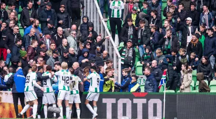 Furious FC Groningen supporters fight with Groningen players during the Dutch eredivisie match between FC Groningen and SC Heerenveen in the Euroborg stadium on 19 march 2023 in Groningen, Netherlands.