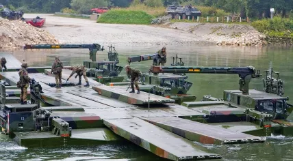 Archive photo of an M3 bridge and ferry system