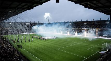 Football club Heracles Almelo secures their promotion back to the Eredivisie after defeating Jong PSV on 29 April 2023