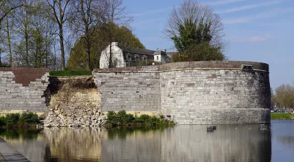 Maastricht city wall partially collapsed on 24 March 2019