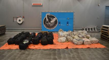 Some 1,124 kg of cocaine found mixed in with car tires during a Customs check at the Rotterdam port. 16 May 2023