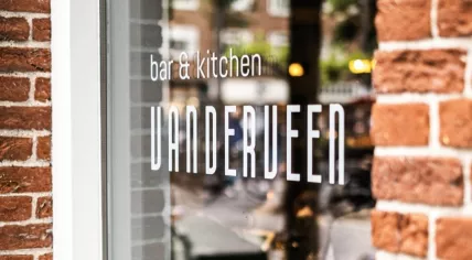 Vanderveen restaurant on Beethovenstraat in Amsterdam