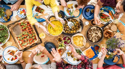 People meet for lunch.
