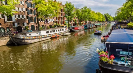 Amsterdam canal and boats