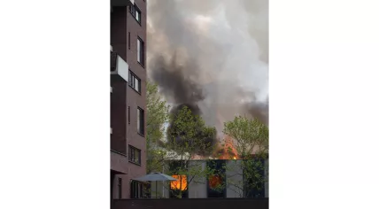A fire rages in a vacant building on Lichtstraat in Eindhoven, Noord-Brabant. 13 May 2023