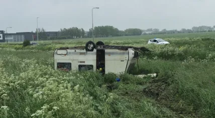 An accident involving a caravan on the A27 near Noordeloos, 9 May 2023