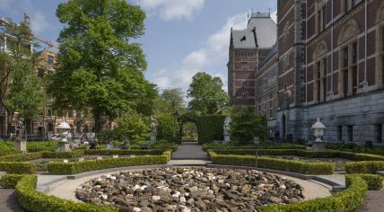 Maas Riverstones Circle by Richard Long, 2023