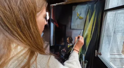 Un/Cover Vermeer performance at Passage Rijksmuseum by Jessica Kuhn 
