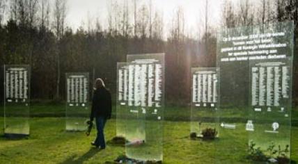 The monument to people who died of cancer in the Koningin Wilhelminabos in Dronten before it was vandalized on 19 June 2023