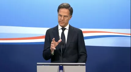 Mark Rutte speaking with reporters shortly before his fourth Cabinet collapsed on 7 July 2023