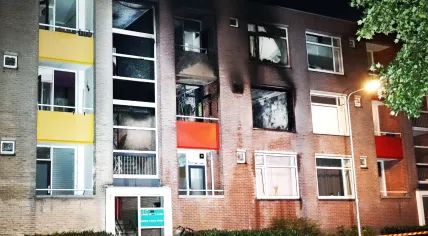 A fire caused by multiple gas explosions damaged an apartment building on Surinamestraat in Hengelo, 31 August 2023